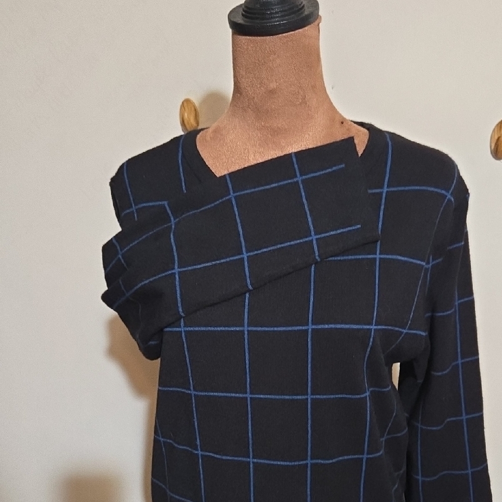 B60 Anne Klein Black and Blue Grid Long Sleeve Sweater Dress Sz Md Scoop Neck - Picture 7 of 13
